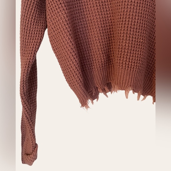 Moon & Madison raw edge sweater size S - Picture 3 of 6
